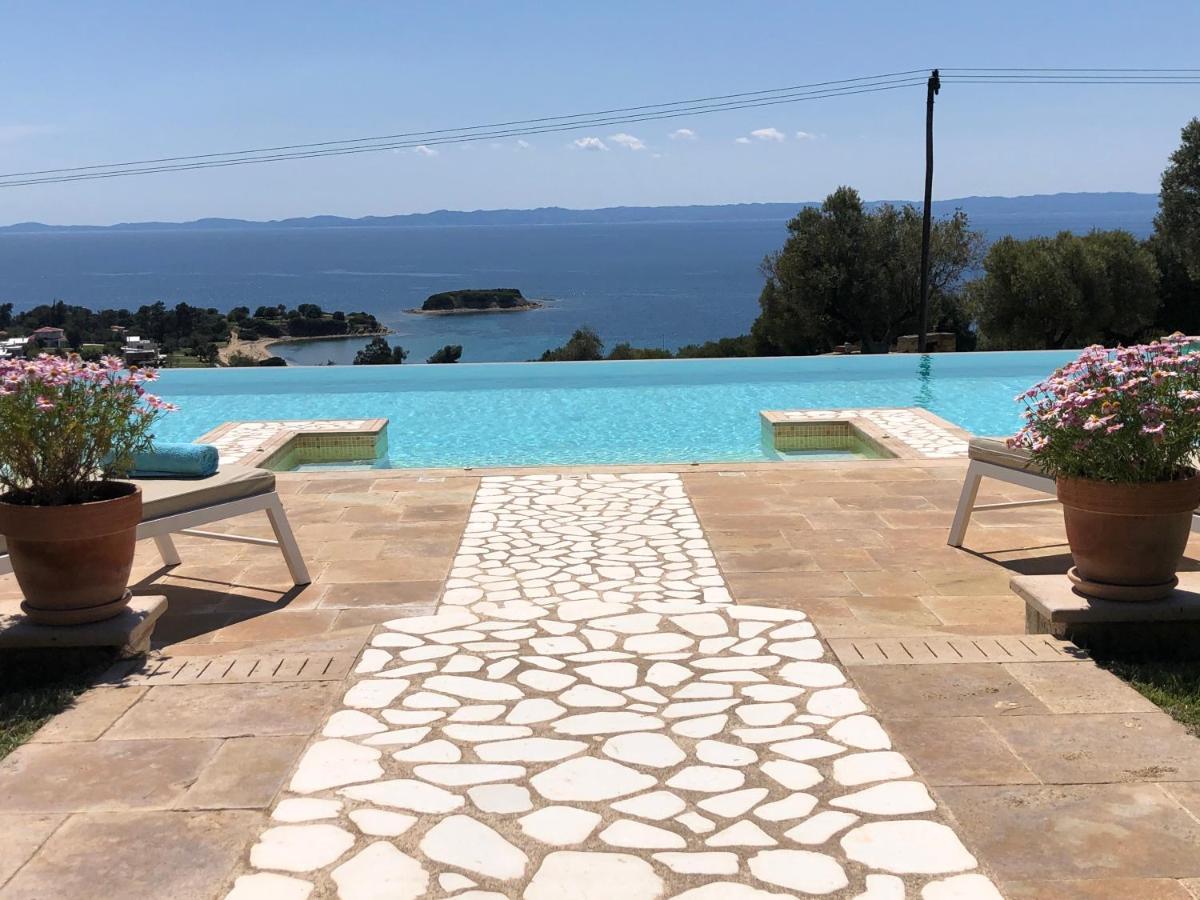 Sithonian Blue Royal Villa Nikiti  Exterior photo