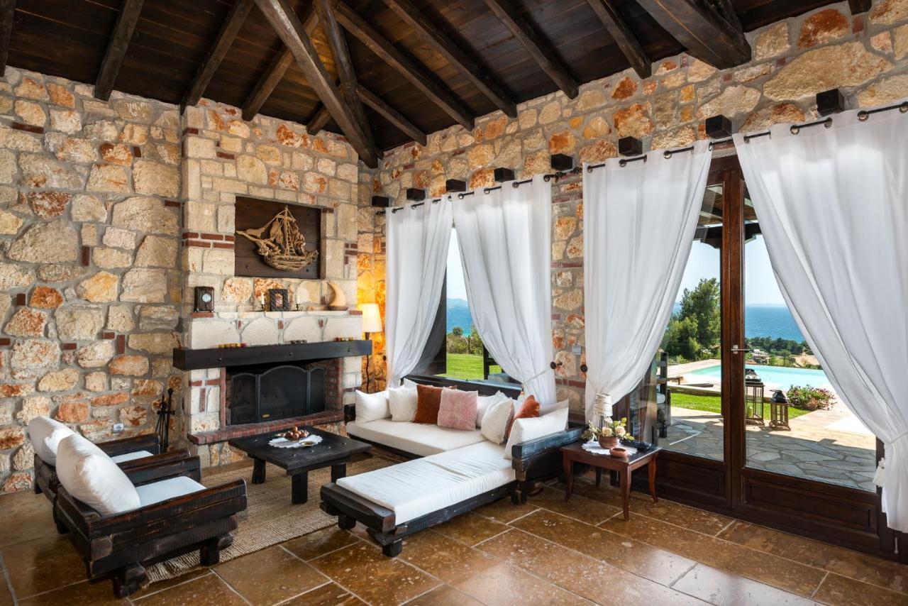 Sithonian Blue Royal Villa Nikiti  Exterior photo